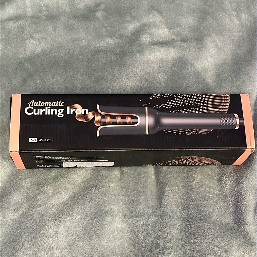 NWT automatic curling iron